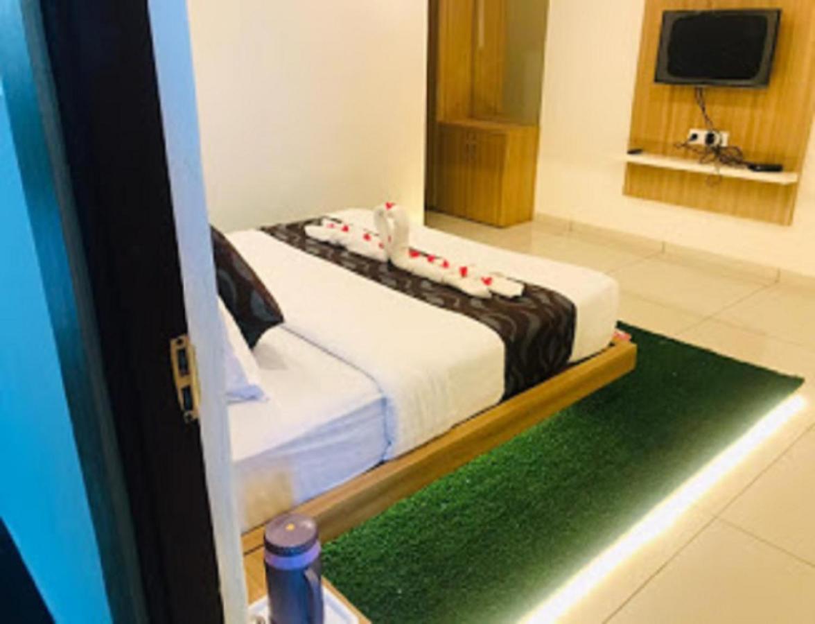 Hotel Fountain Fun Pātan Εξωτερικό φωτογραφία