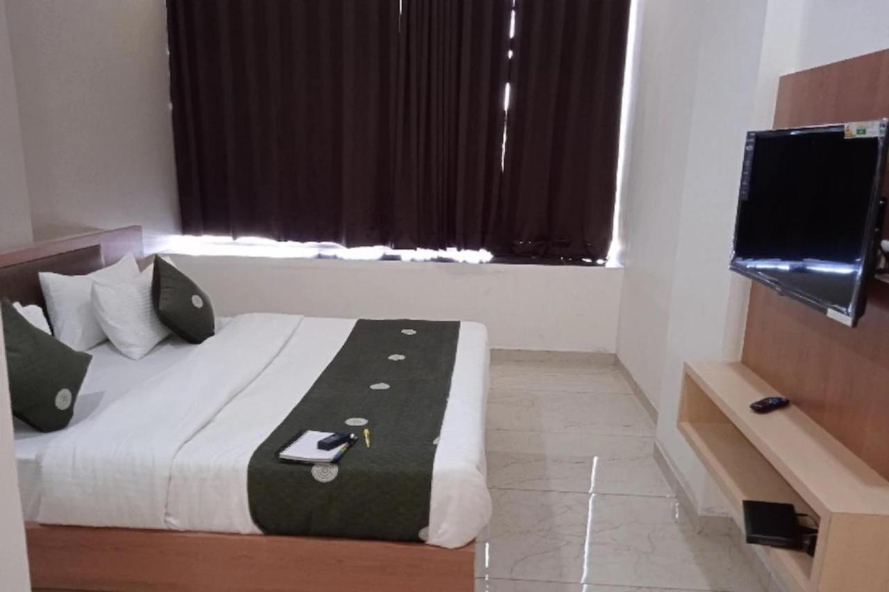 Hotel Fountain Fun Pātan Εξωτερικό φωτογραφία